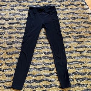 Girls black athleta leggings